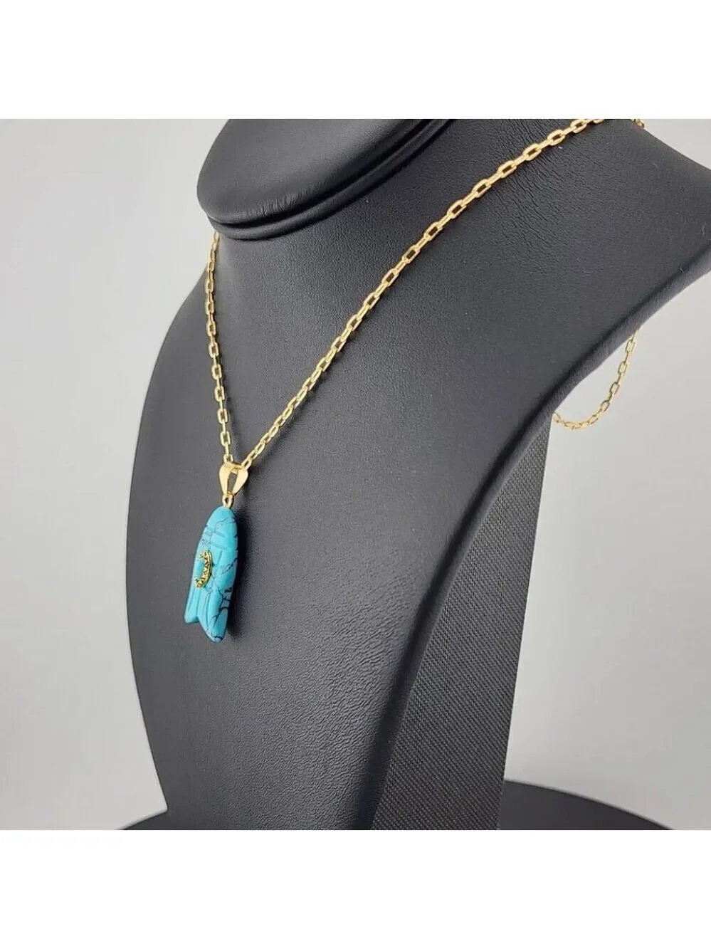 Under the Sea Vibes – Fish-Shaped Turquoise Necklace with Stone